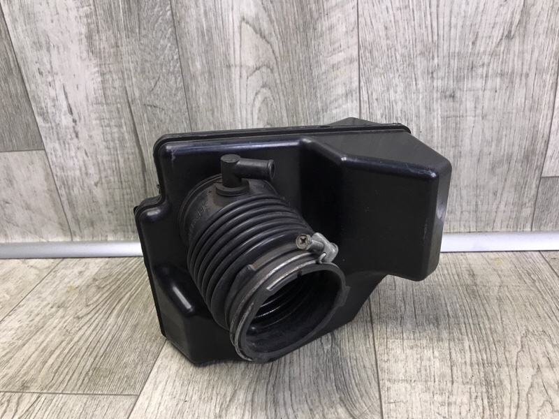 Резонатор воздушного фильтра CAMRY 40 06-11 2007 3.5 2GR-FE