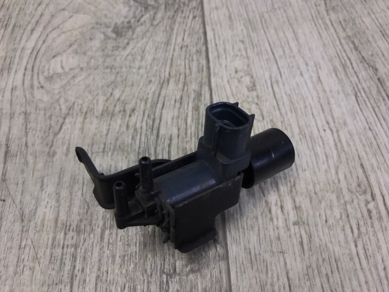 Клапан электромагнитный (вакуумный) CAMRY 40 06-11 2007 3.5 2GR-FE Клапан электромагнитный (вакуумный) CAMRY 40 06-11 2007 3.5 2GR-FE