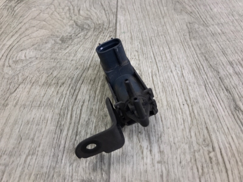 Клапан электромагнитный (вакуумный) TOYOTA CAMRY 40 06-11 3.5 2GR-FE Клапан электромагнитный (вакуумный) TOYOTA CAMRY 40 06-11 3.5 2GR-FE