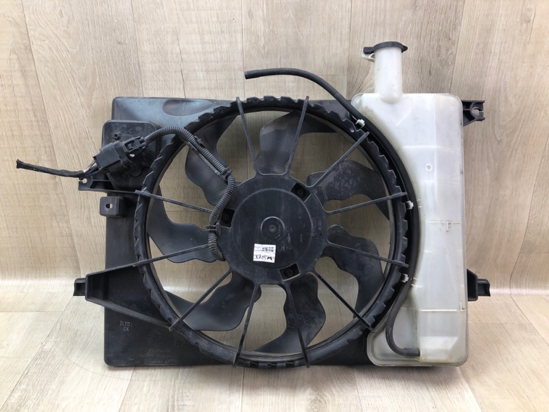 Диффузор вентилятора основного радиатора HYUNDAI ELANTRA MD 10-15 2014 1.8 G4NB 253803X500 Б/У