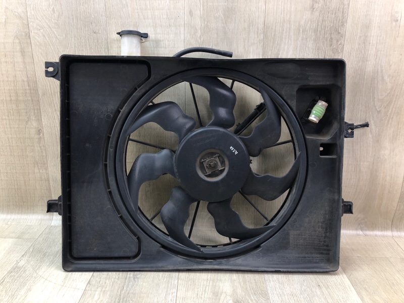 Диффузор вентилятора основного радиатора ELANTRA MD 10-15 2014 1.8 G4NB