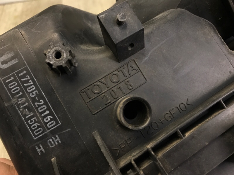 Корпус воздушного фильтра CAMRY 30 02-06 2002 3.0 1MZFE