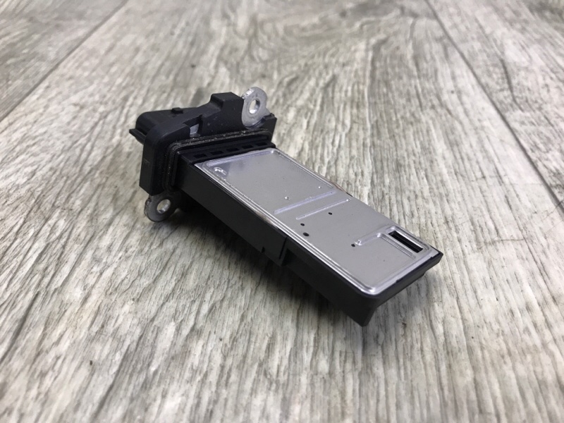 Расходомер воздуха FX S50 03-08 2005 3.5 VQ35DE