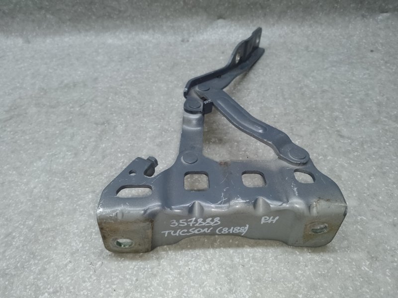 Петля капота правая TUCSON TL 15-20 2015 G4FJ 1.6 Петля капота правая TUCSON TL 15-20 2015 G4FJ 1.6