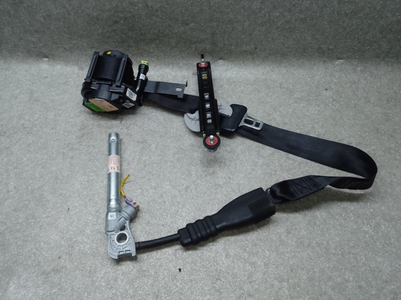 Запчасть ремень безопасности передний левый HYUNDAI TUCSON TL 15-20 2015 G4FJ 1.6 88810-D3500TTX Б/У Ремень безопасности передний левый HYUNDAI TUCSON TL 15-20 2015 G4FJ 1.6 88810-D3500TTX Б/У