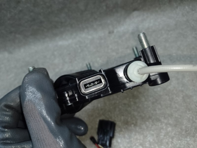 Замок крышки багажника TUCSON TL 15-20 2015 G4FJ 1.6