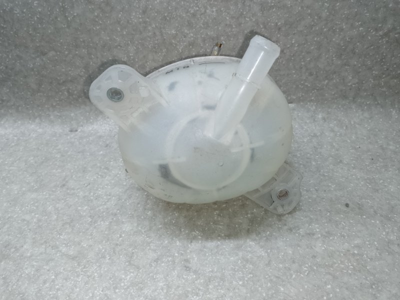 Бачок расширительный HYUNDAI TUCSON TL 15-20 G4FJ 1.6