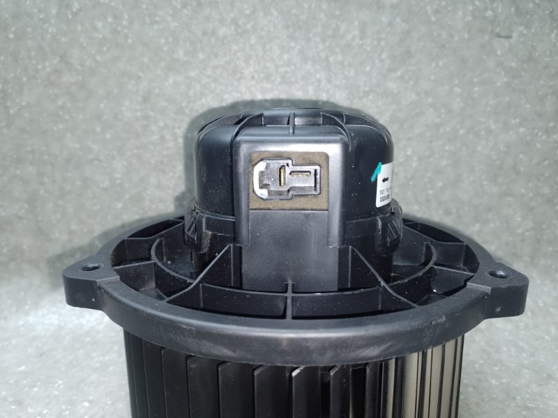 Моторчик печки HYUNDAI TUCSON TL 15-20 G4FJ 1.6 Моторчик печки HYUNDAI TUCSON TL 15-20 G4FJ 1.6