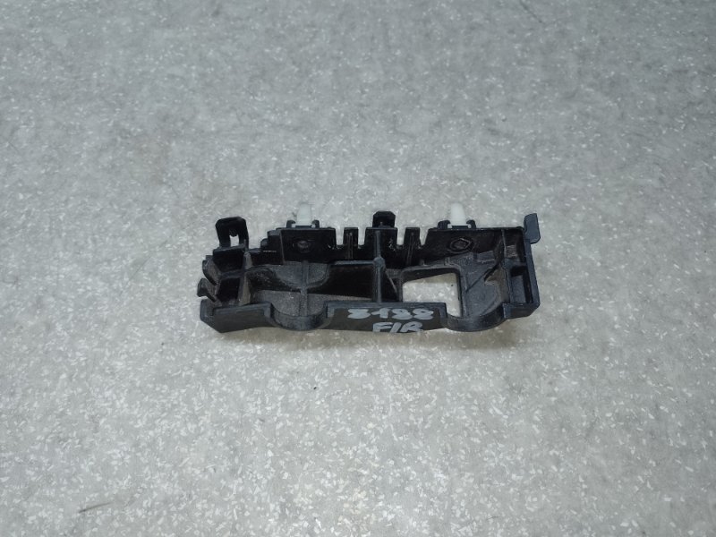 Кронштейн переднего бампера (на крыле) правый HYUNDAI TUCSON TL 15-20 G4FJ 1.6