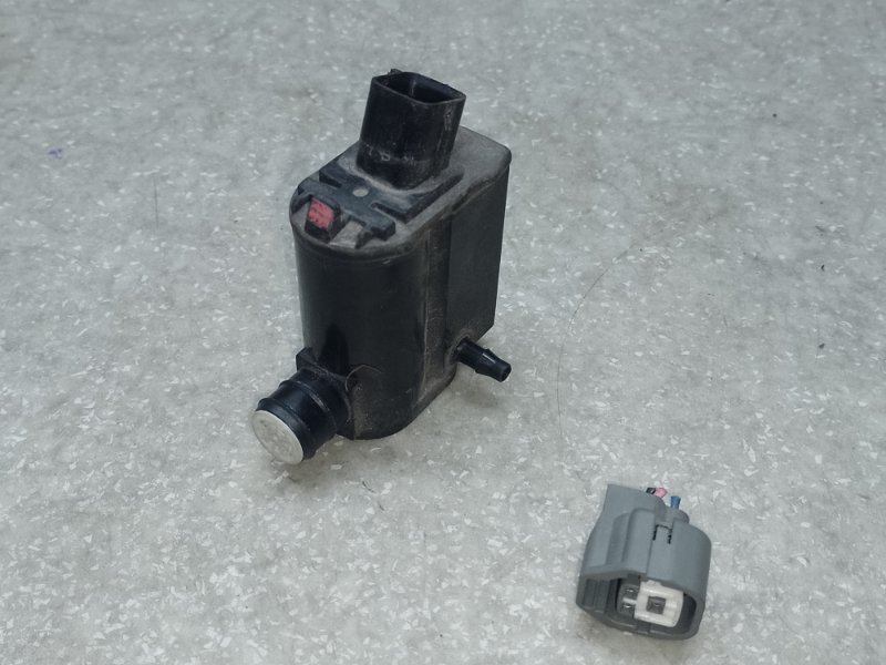 Насос омывателя стекла HYUNDAI TUCSON TL 15-20 2015 G4FJ 1.6 98510-1W000 Б/У