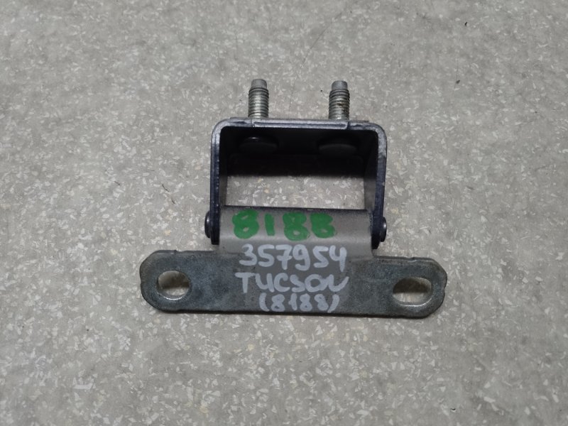 Петля крышки багажника HYUNDAI TUCSON TL 15-20 2015 G4FJ 1.6 79710-2S000 Б/У