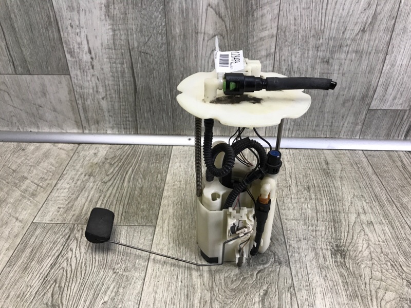 Топливный насос M35/M45 04-10