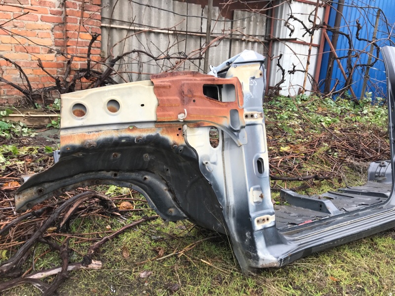 Четверть кузова задняя левый L200 06-14