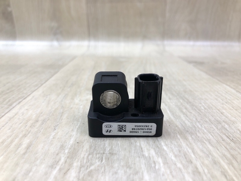 Датчик удара передний левый ACCENT RB 10- 2011 ХЭТЧБЭК 1.6 G4FD Датчик удара передний левый ACCENT RB 10- 2011 ХЭТЧБЭК 1.6 G4FD