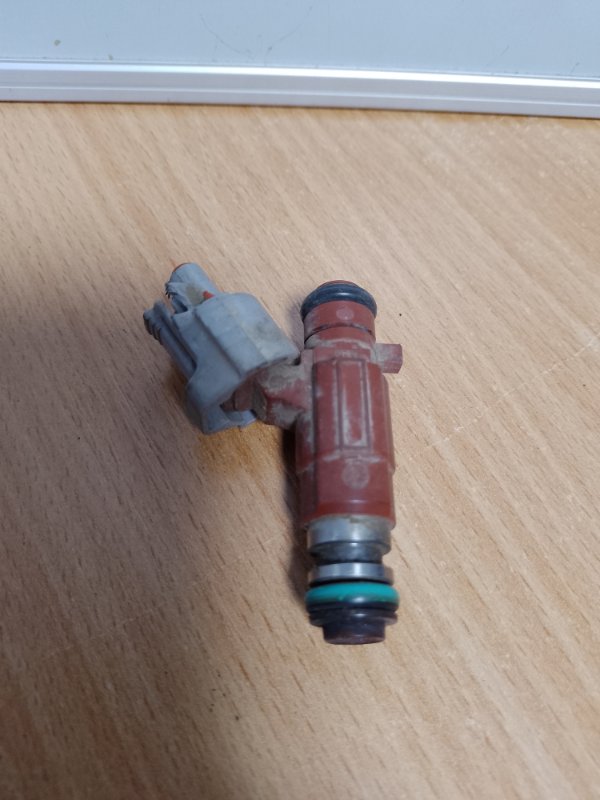 Форсунка топливная NISSAN MICRA 03-11 16600-AX20B Б/У