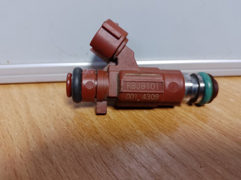 Форсунка топливная MICRA 03-11 Форсунка топливная MICRA 03-11