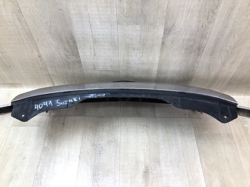 Решетка радиатора GRAND VITARA XL-7 01-06 2003 2.7 H27A Решетка радиатора GRAND VITARA XL-7 01-06 2003 2.7 H27A