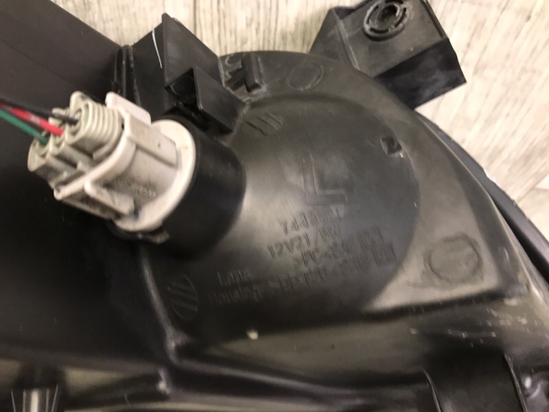 Фара левая FX S50 03-08 2006 VK45DE Фара левая FX S50 03-08 2006 VK45DE