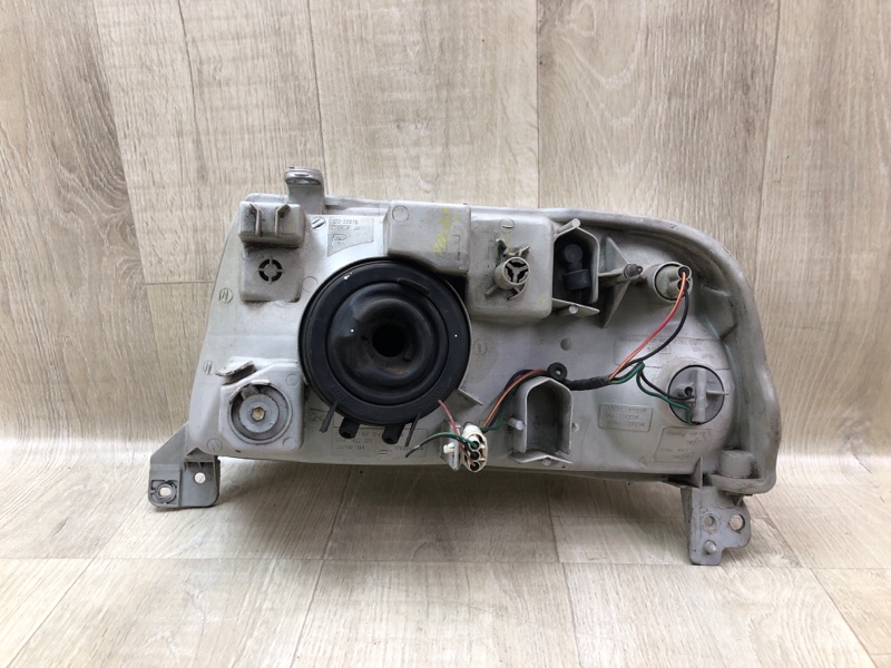 Фара передняя правая GRAND VITARA XL-7 01-06 2003 2.7 H27A