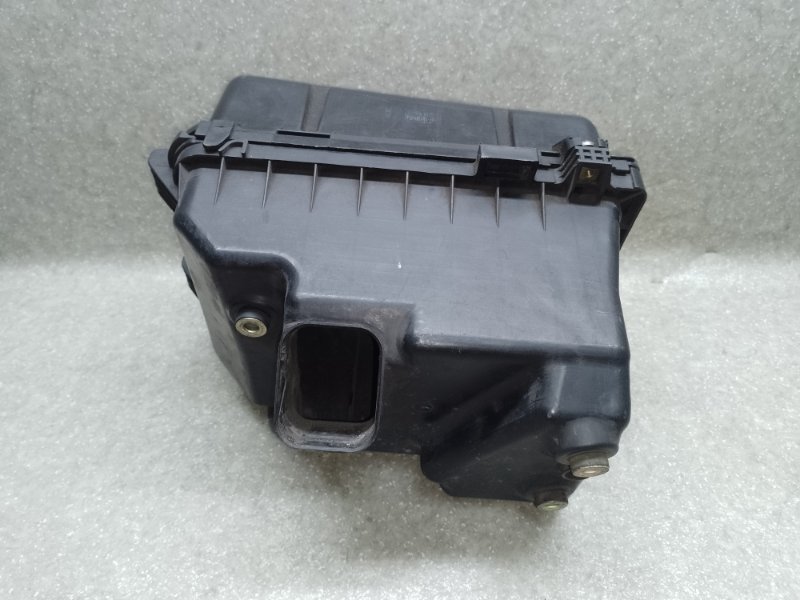 Корпус воздушного фильтра TOYOTA CAMRY 30 02-06