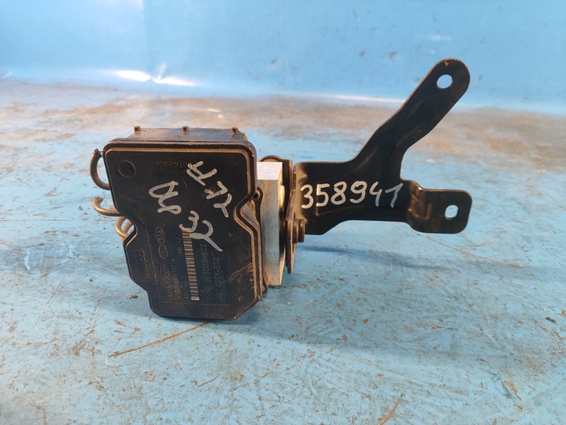 Блок ABS HYUNDAI ACCENT RB 10- 2011 ХЭТЧБЭК 1.6 G4FD 589201R400 Б/У