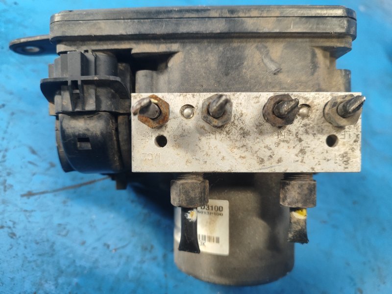 Блок ABS TUCSON TL 15-20 2015 G4FJ 1.6 Блок ABS TUCSON TL 15-20 2015 G4FJ 1.6