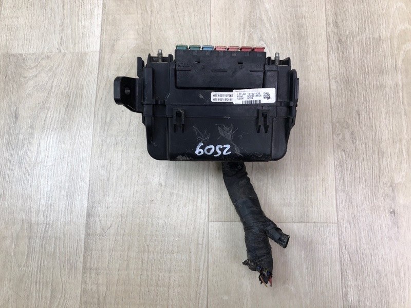 Блок предохранителей моторный отсек ACCENT RB 10- 2013 ХЭТЧБЭК 1.6 G4FD Блок предохранителей моторный отсек ACCENT RB 10- 2013 ХЭТЧБЭК 1.6 G4FD