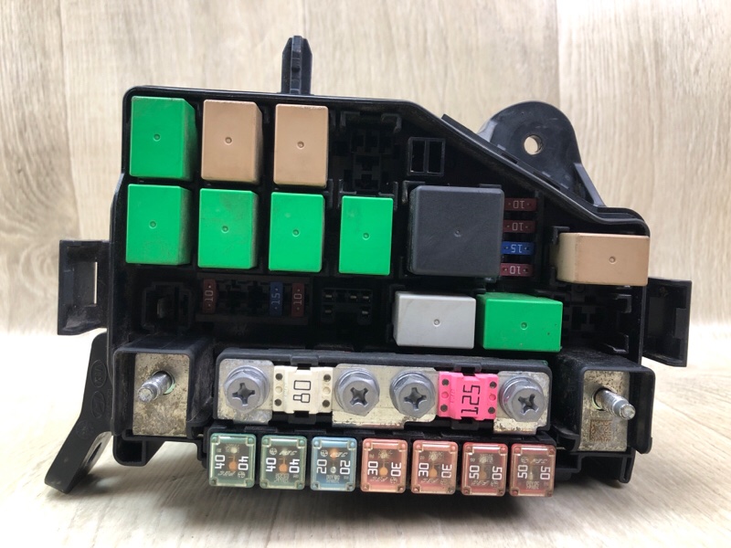 Блок предохранителей моторный отсек ACCENT RB 10- 2013 ХЭТЧБЭК 1.6 G4FD Блок предохранителей моторный отсек ACCENT RB 10- 2013 ХЭТЧБЭК 1.6 G4FD