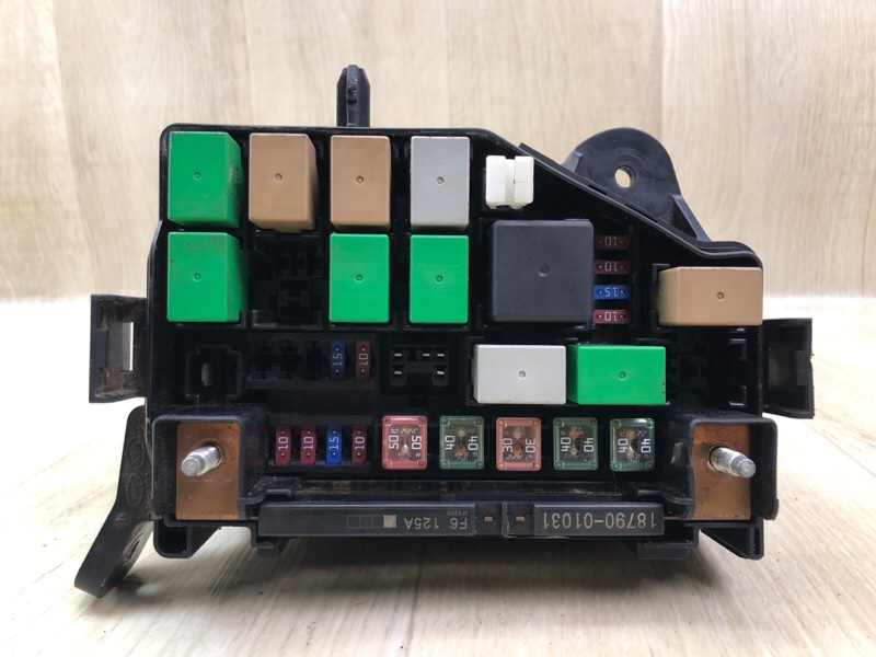 Блок предохранителей моторный отсек ACCENT RB 10- 2014 1.6 G4FD Блок предохранителей моторный отсек ACCENT RB 10- 2014 1.6 G4FD