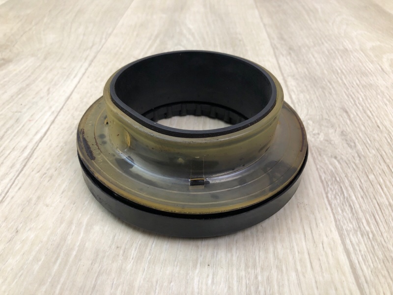 Опора амортизатора передняя правая JOURNEY 08-20 2012 2.4 ED3