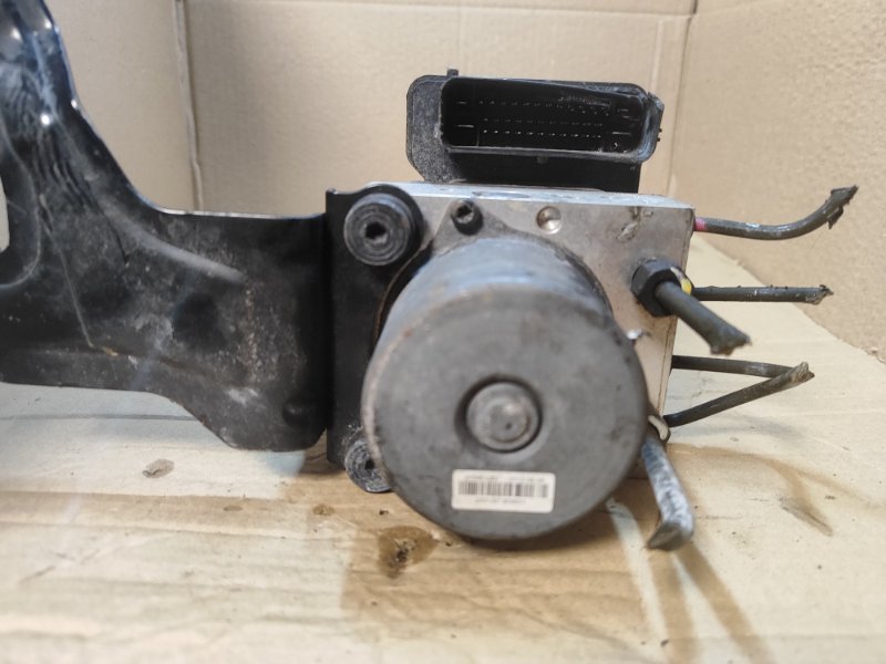 Блок ABS HYUNDAI ACCENT RB 10- ХЭТЧБЭК 1.6 G4FD