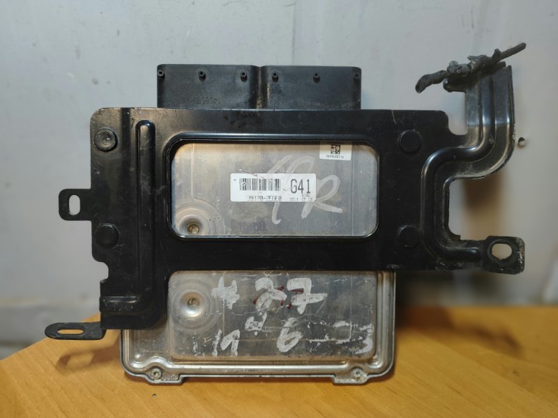 Блок управления двигателем ELANTRA GD 12-17