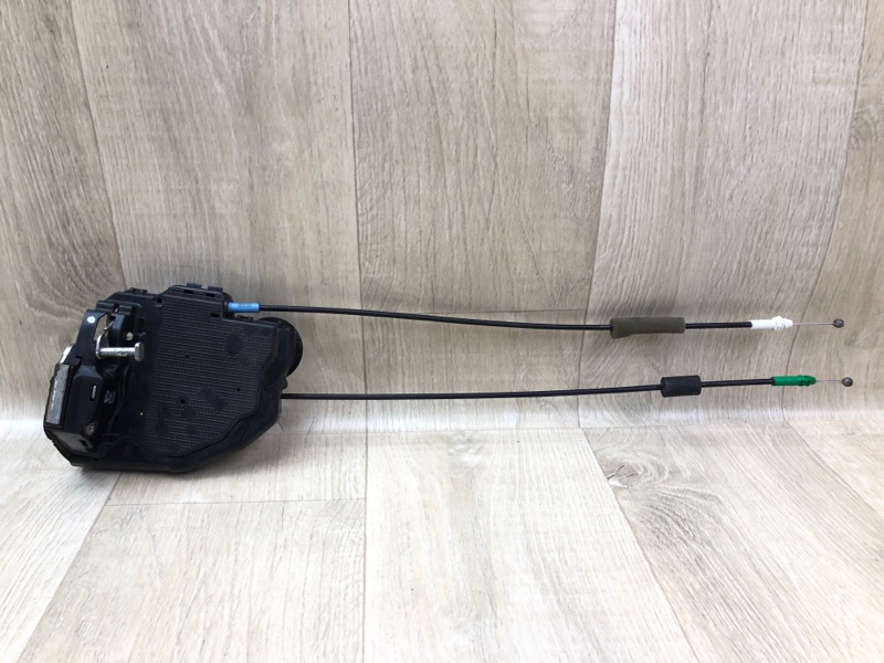 Запчасть замок двери задний левый TOYOTA VENZA 09-16 2013 3.5 2GR-FE 69060-06100 Б/У Замок двери задний левый TOYOTA VENZA 09-16 2013 3.5 2GR-FE 69060-06100 Б/У