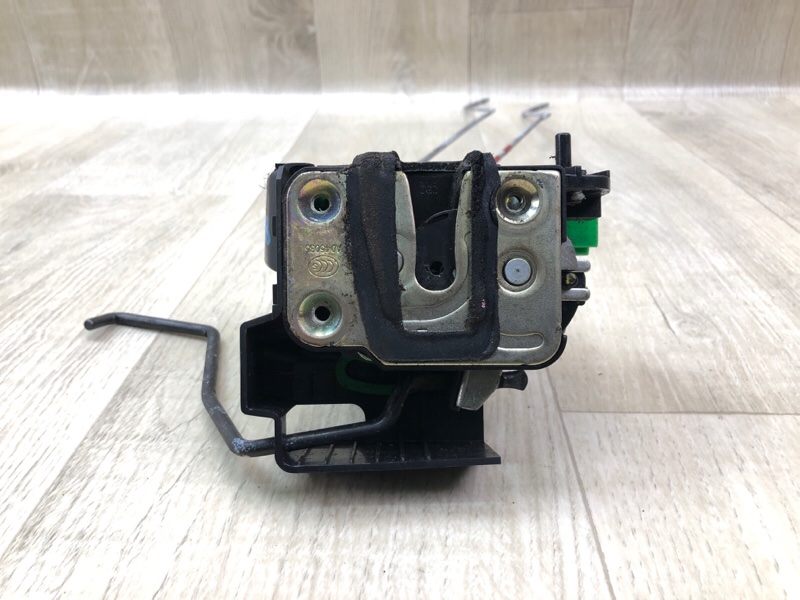 Замок двери задний левый HYUNDAI ACCENT RB 10- 1.6 G4FD