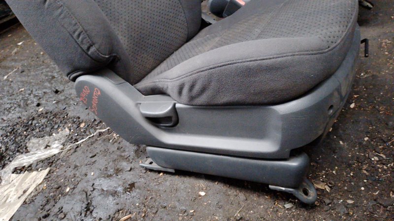 Сиденья комплект SORENTO BL 02-09 Сиденья комплект SORENTO BL 02-09