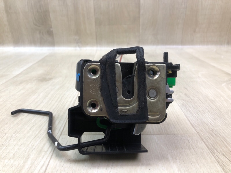 Замок двери задний левый HYUNDAI ACCENT RB 10- ХЭТЧБЭК 1.6 G4FD