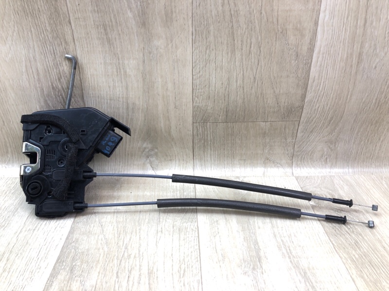 Запчасть замок двери задний левый KIA RIO FB 17- 2019 1.6 G4FM 81410-H8000 Б/У Замок двери задний левый KIA RIO FB 17- 2019 1.6 G4FM 81410-H8000 Б/У