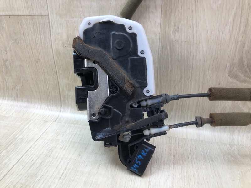 Замок двери задний левый ROGUE 08-15 2010 2.5 QR25DE