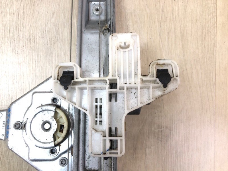 Стеклоподъемник задний левый COMPASS 06-16 2014 2.0 ECN Стеклоподъемник задний левый COMPASS 06-16 2014 2.0 ECN