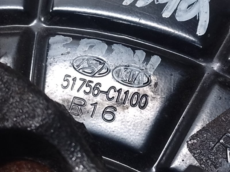 Кулак поворотный передний правый OPTIMA JF 15-20