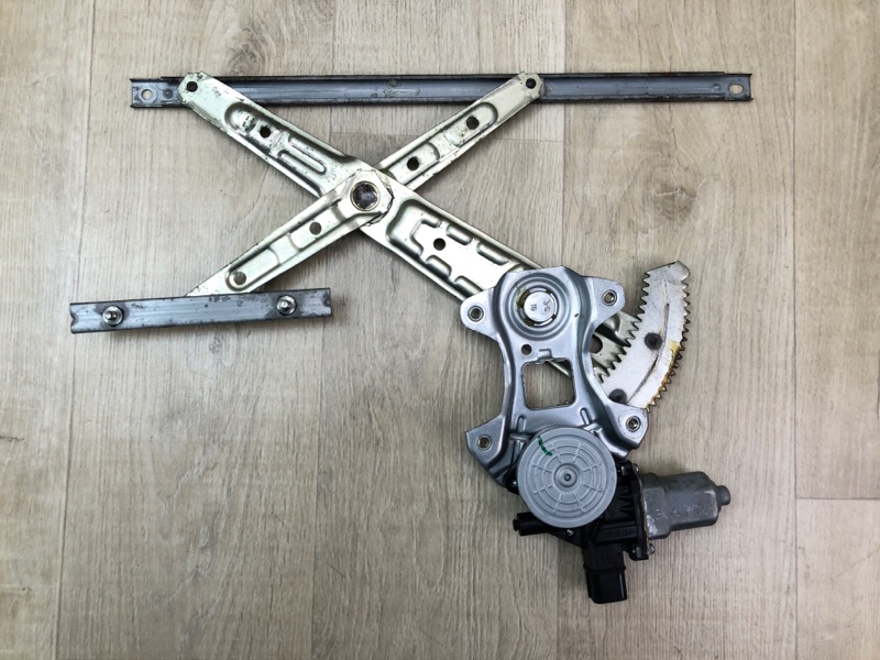 Стеклоподъемник задний левый OUTLANDER GF 12- 2013 2.4 4J12 Стеклоподъемник задний левый OUTLANDER GF 12- 2013 2.4 4J12