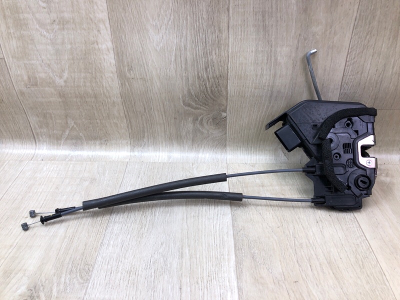 Запчасть замок двери задний правый KIA RIO FB 17- 2019 1.6 G4FM 81420-H8000 Б/У Замок двери задний правый KIA RIO FB 17- 2019 1.6 G4FM 81420-H8000 Б/У