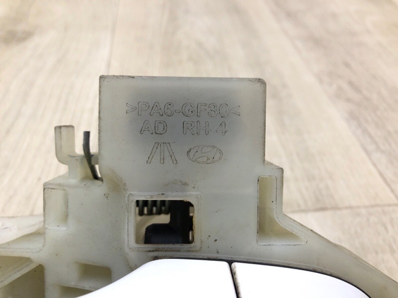 Ручка двери наружная задняя правая ELANTRA AD 16- 2016 2.0 G4NH