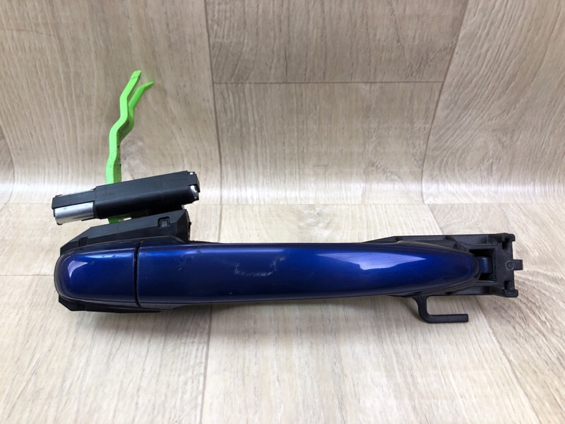 Запчасть ручка двери наружная задняя правая TOYOTA CAMRY 40 06-11 2007 3.5 2GR-FE 69211-28070-V2 Б/У Ручка двери наружная задняя правая TOYOTA CAMRY 40 06-11 2007 3.5 2GR-FE 69211-28070-V2 Б/У