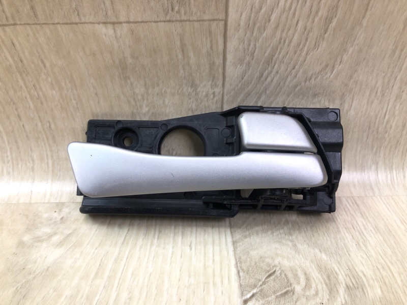 Ручка двери внутренняя задняя правая HYUNDAI ACCENT RB 10- 2013 ХЭТЧБЭК 1.6 G4FD 83620-1R000S4 Б/У
