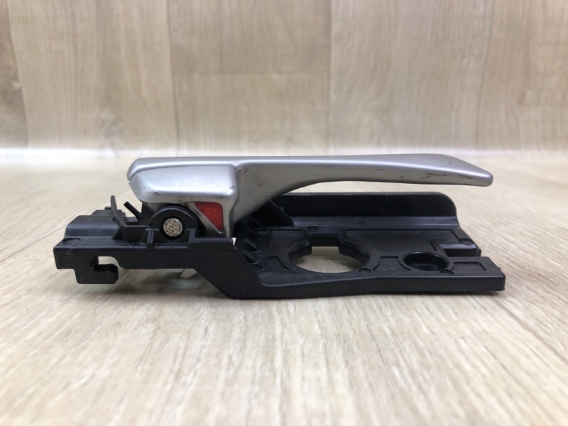 Ручка двери внутренняя задняя правая HYUNDAI ACCENT RB 10- ХЭТЧБЭК 1.6 G4FD