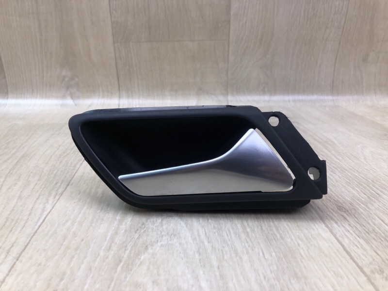 Ручка двери внутренняя задняя правая VOLKSWAGEN JETTA USA 10-17 5C6 839 114 B UAQ Б/У