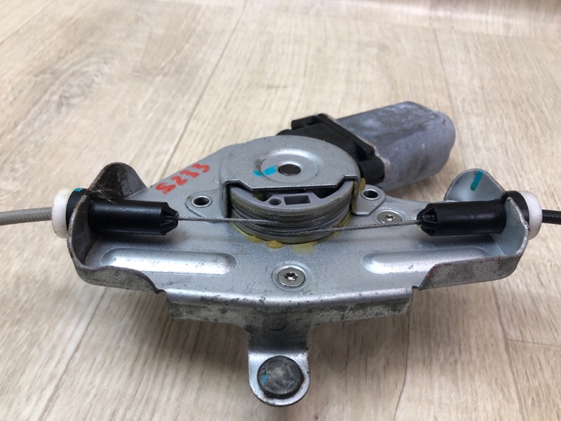 Стеклоподъемник задний правый HYUNDAI ACCENT RB 10- 1.6 G4FD