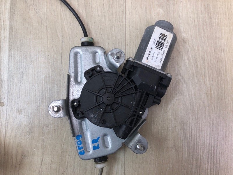 Стеклоподъемник задний правый HYUNDAI ACCENT RB 10- ХЭТЧБЭК 1.6 G4FD