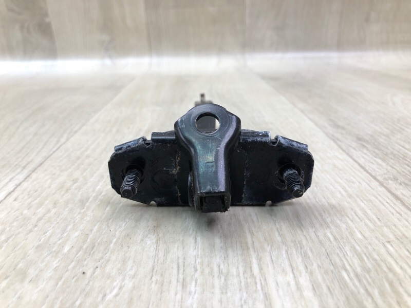 Ограничитель двери задний правый KIA FORTE YD 12- 2.0 G4NC Ограничитель двери задний правый KIA FORTE YD 12- 2.0 G4NC